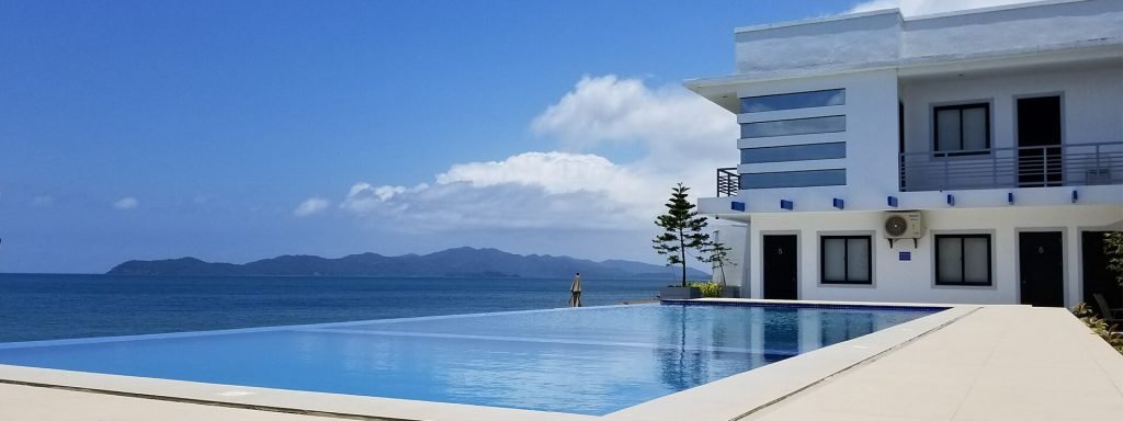 Infinity pool edge and the sea