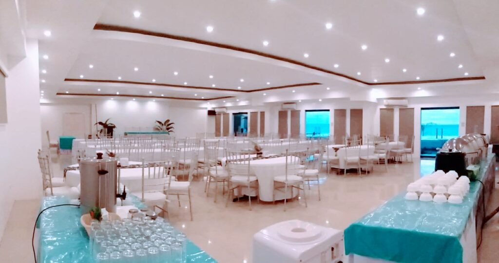 Sea view function hall set for a banquet